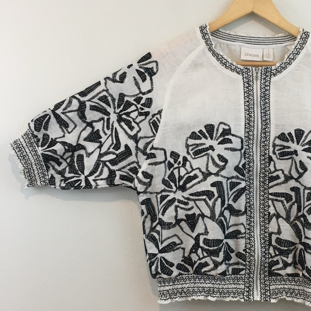 Chico’s | Cropped Linen Zipper Top / Jacket
